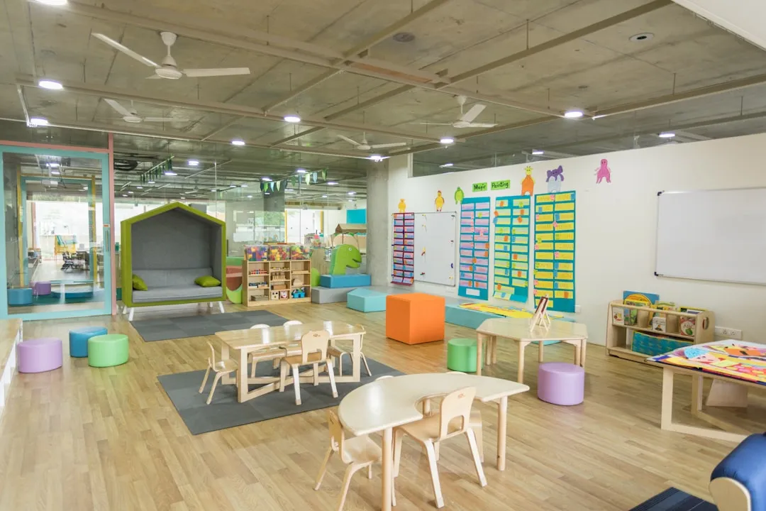 上海展会搭建中展台与展架材质选择的常见误区解析